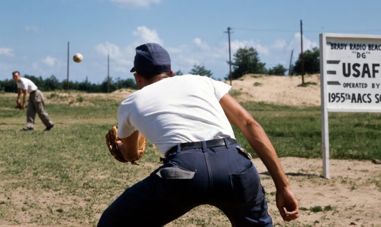 WEST_Brady_1959_playing_catch_GrokAI_rendition